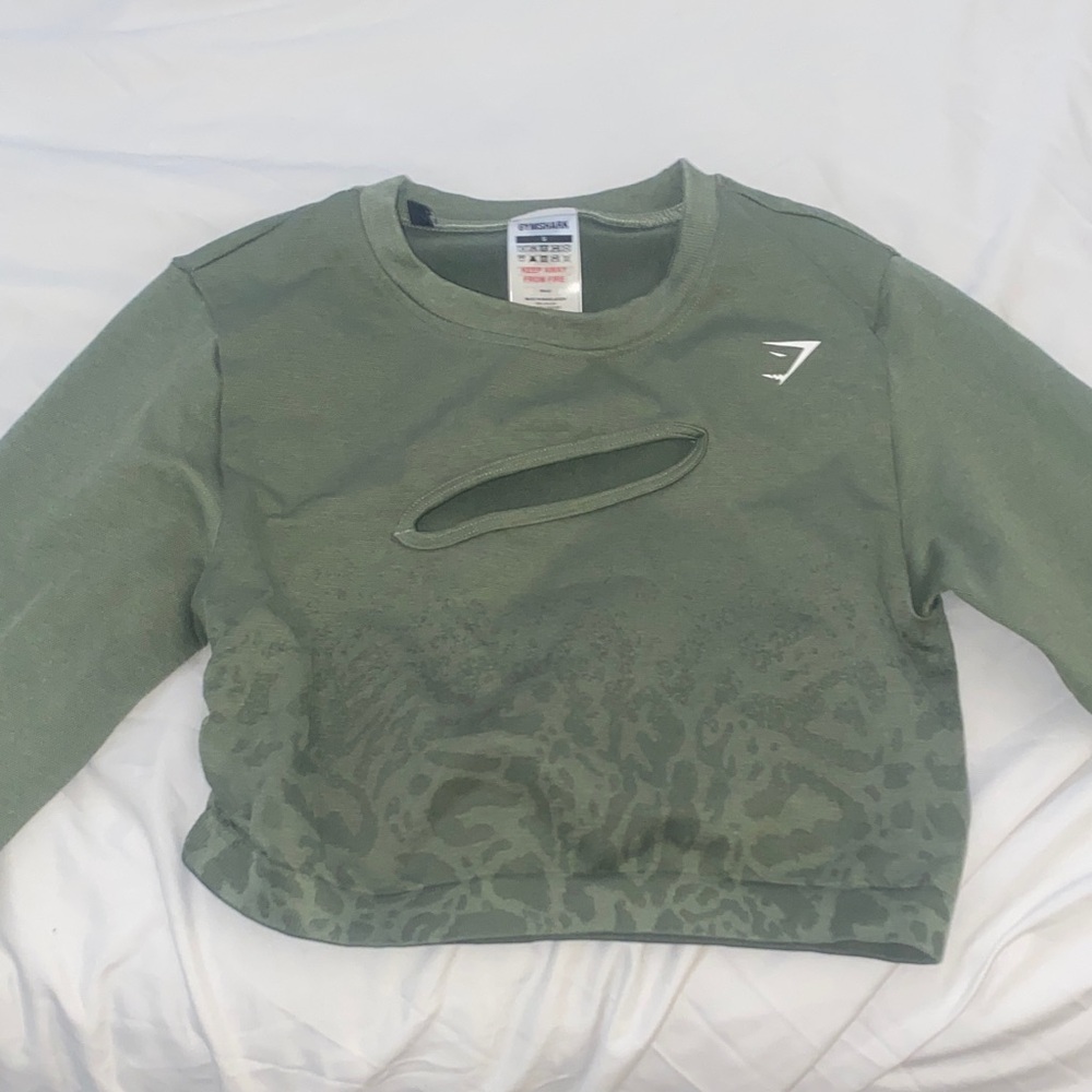 Gymshark Cropped Green Workout Top!